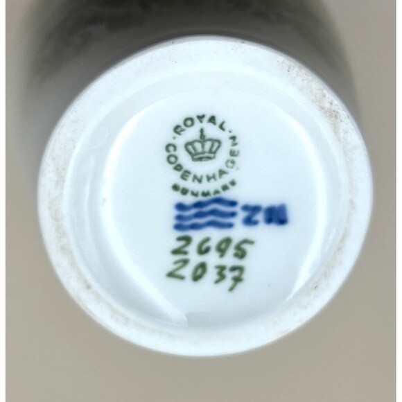 Vintage Royal Copenhagen Beautiful Landscape Vase 2695/2037 Tall 6" Marked - Picture 5 of 6